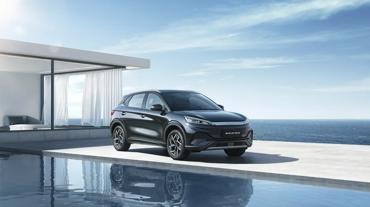 Hệ Truyền Động 8-Trong-1 Của BYD: Công Nghệ Tích Hợp Đỉnh Cao Ngành Xe Điện 5 BYD Atto 3 — SUV điện tổng quan ngoại thất