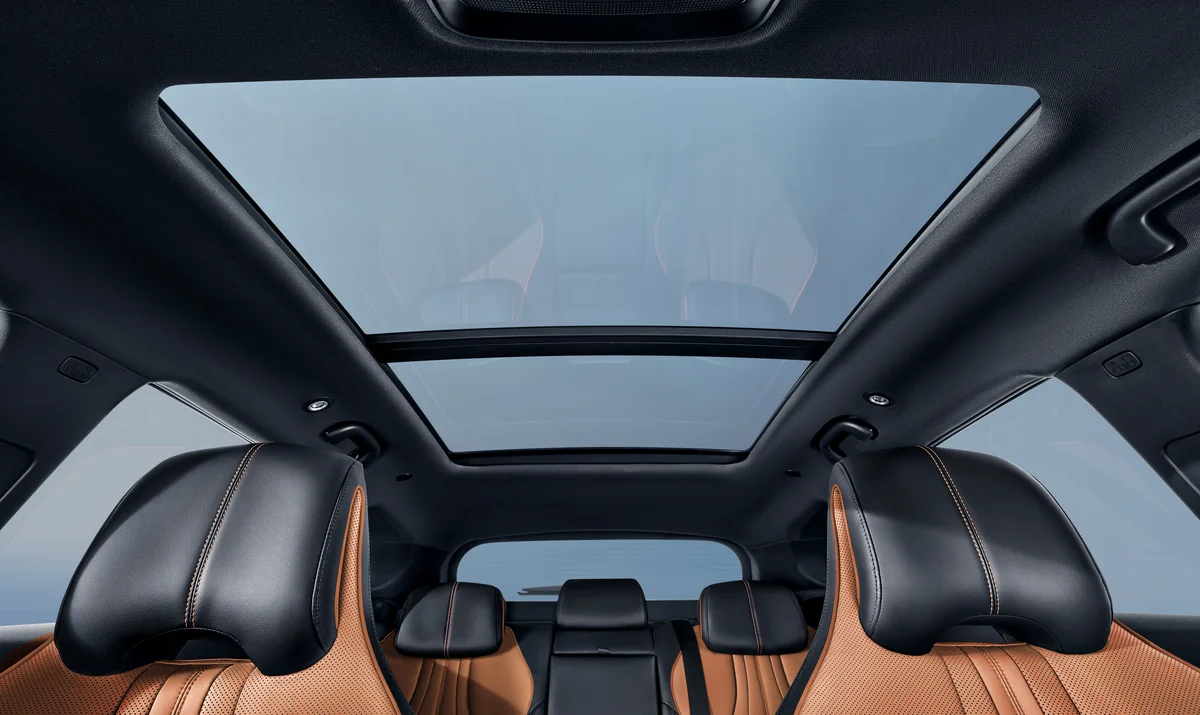 BYD SEALION 6 Gallery