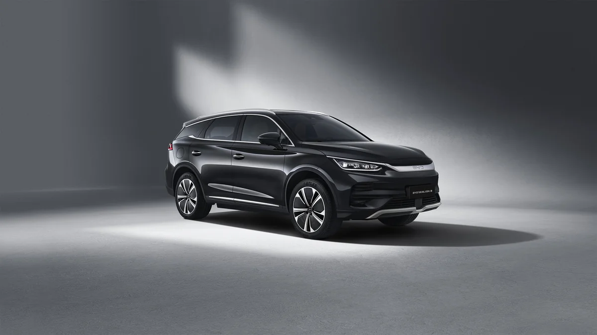 BYD SEALION 8 Gallery