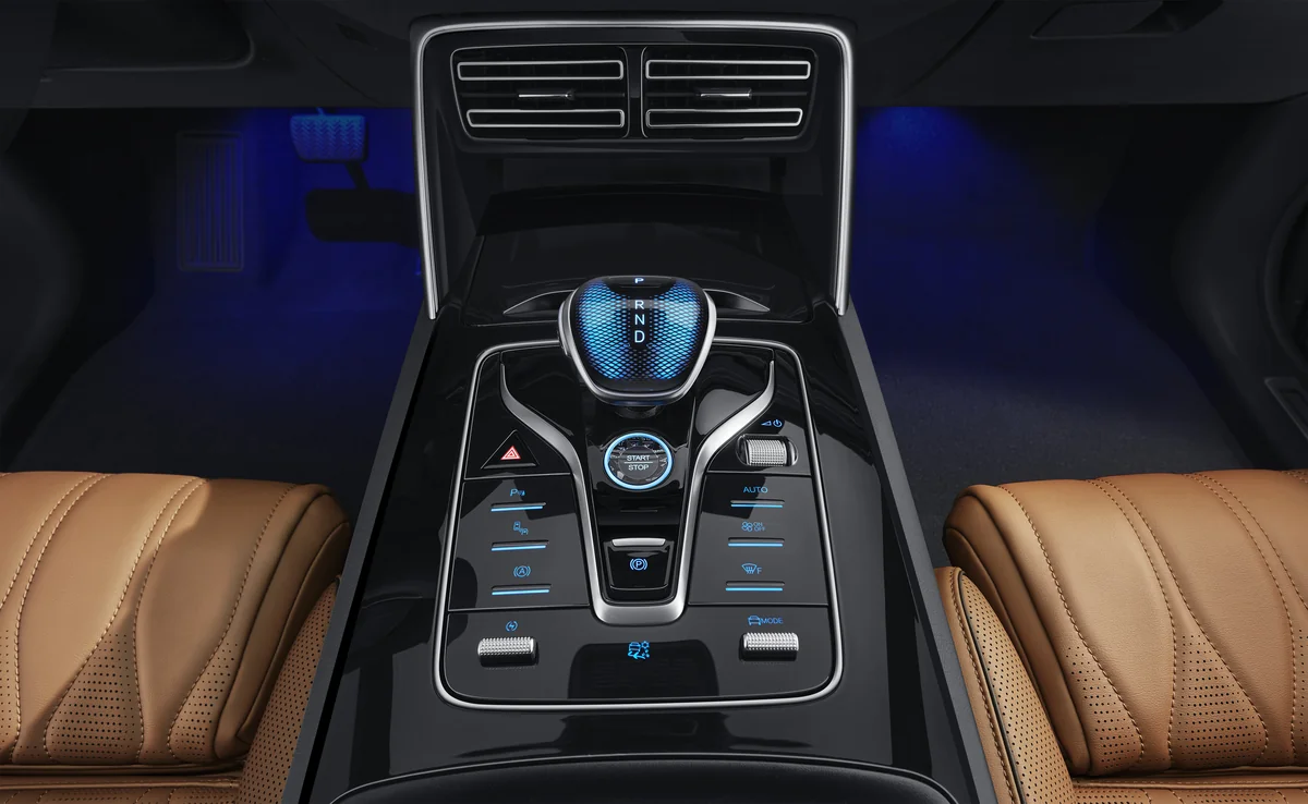 BYD SEALION 8 Gallery