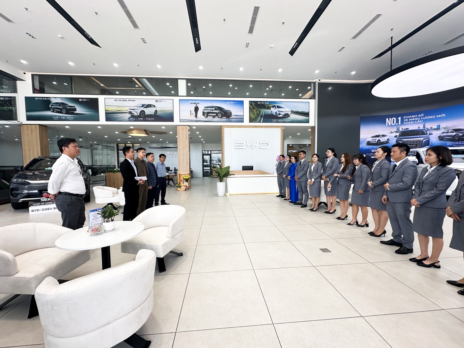 Không gian Showroom 4S BYD GOEV Bình Thuận tại Bến Lội - Lại An khi chính thức đi vào vận hành